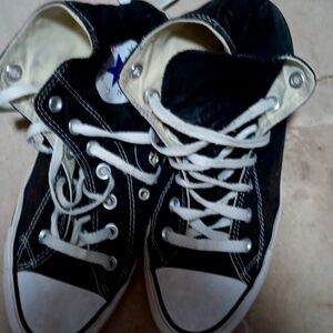 Converse All Star High Top Lace Up Barely Worn